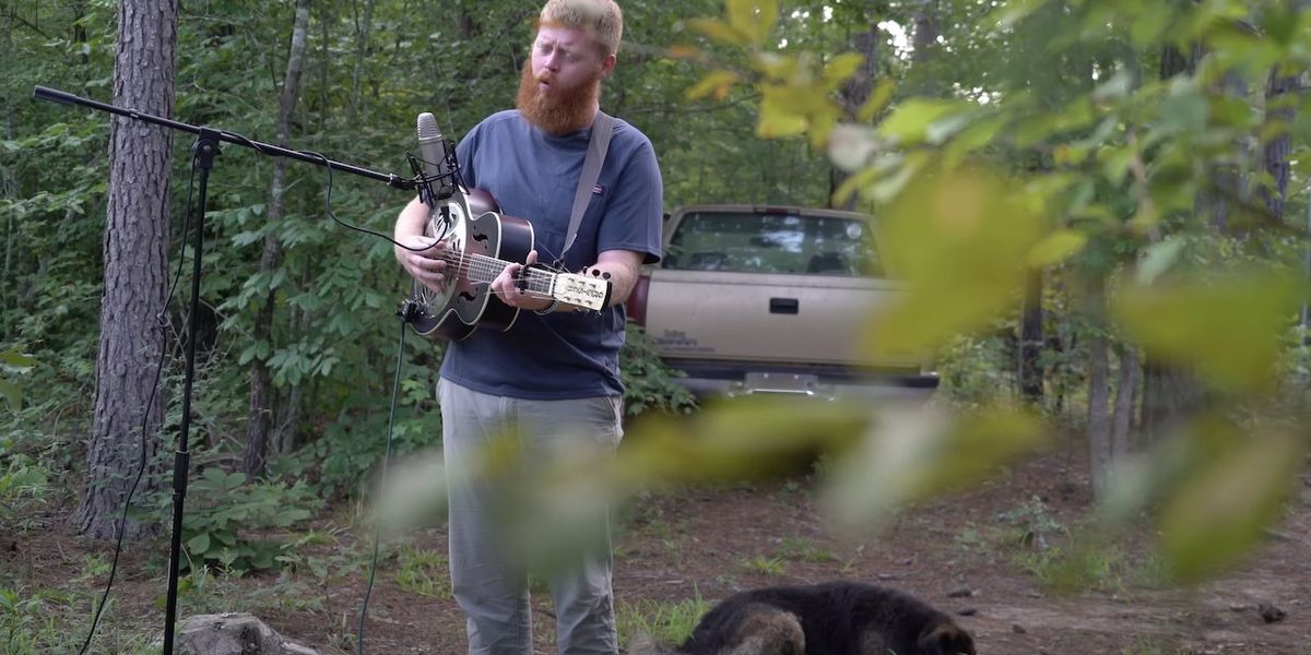 NextImg:Oliver Anthony's new video of song 'I Want to Go Home' hits viral heights with over a million views in less than a day; includes iconic Bible verse on-screen