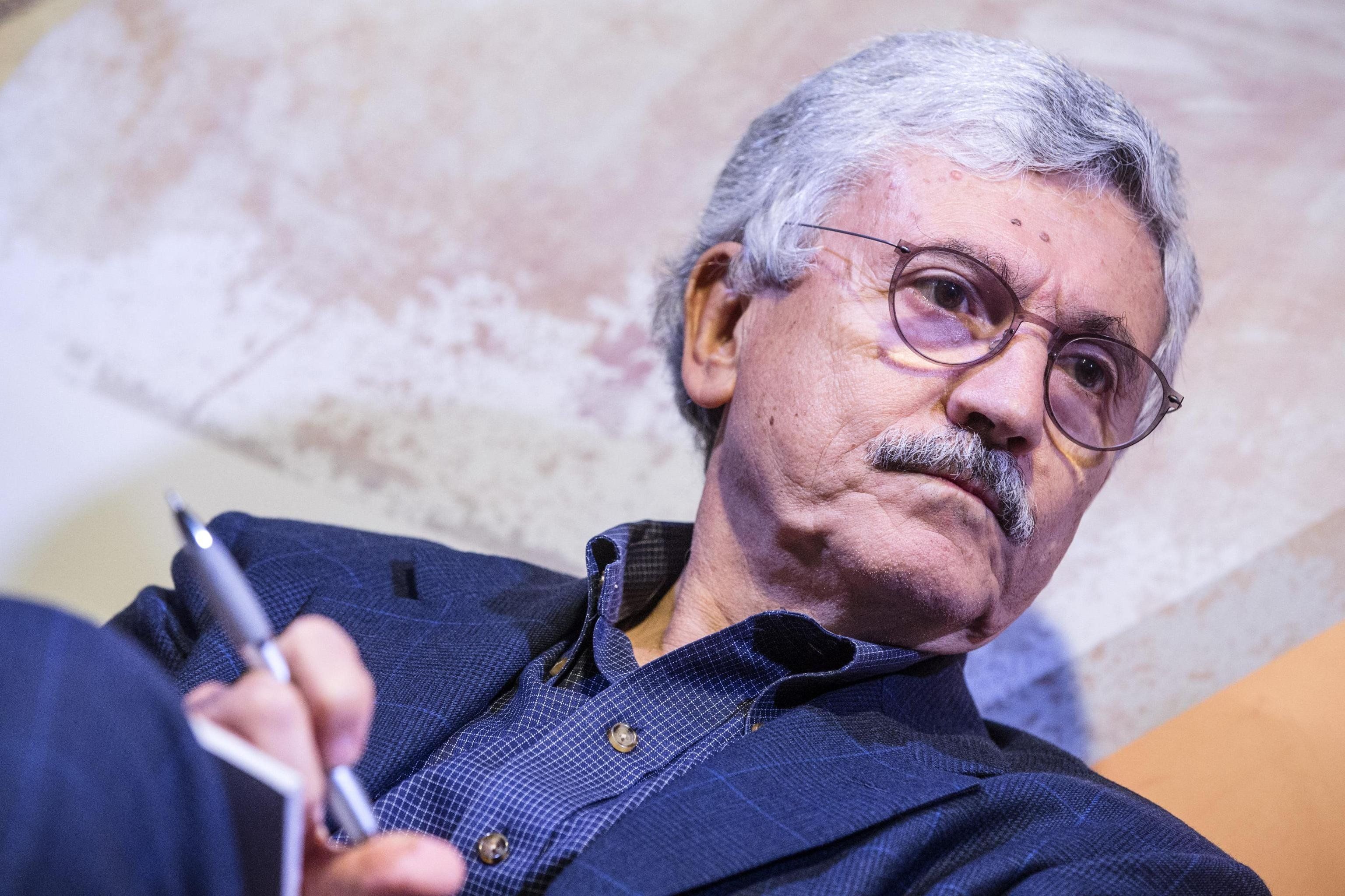 Sangue sull’affare delle armi di D’Alema