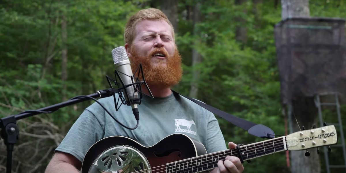 NextImg:Oliver Anthony makes history atop Billboard Hot 100 — and veteran left-wing musician takes direct aim at his 'd**n song'