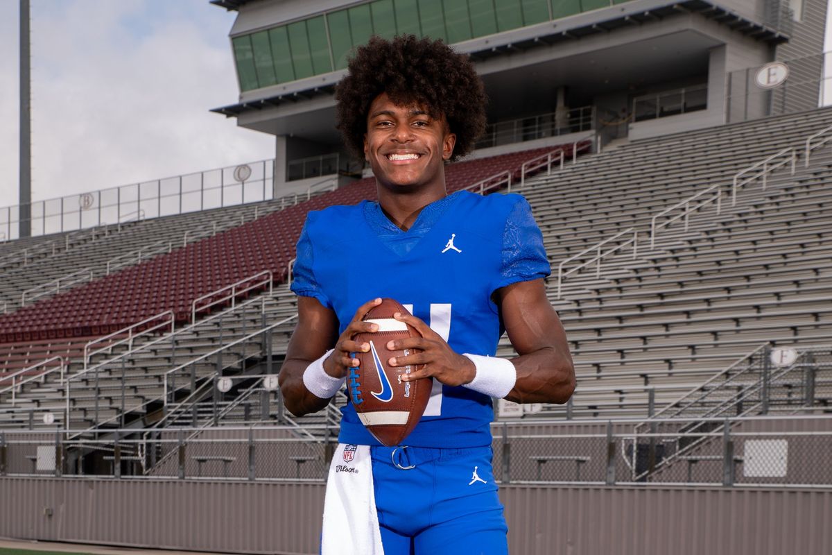 VYPE HOU Private School Football Preseason Offensive Player of the Year Fan Poll Presented By Freddy's
