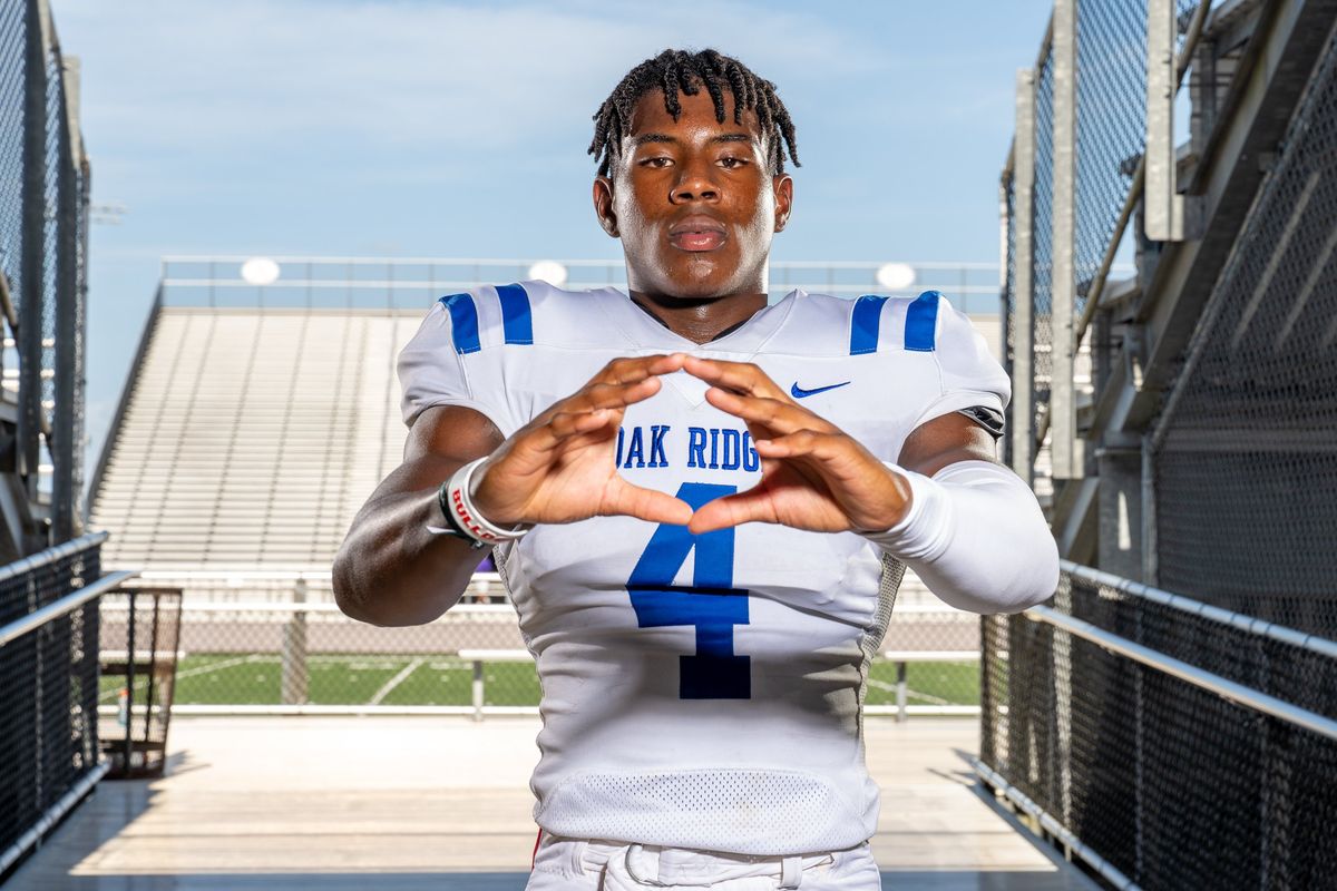 FAITH, FAMILY, AND COMMUNITY: Oak Ridge's Williams is more than football