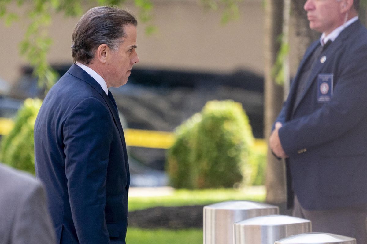 L’ex pm di Kiev: «I Biden corrotti». Spuntano bustarelle per 10 milioni