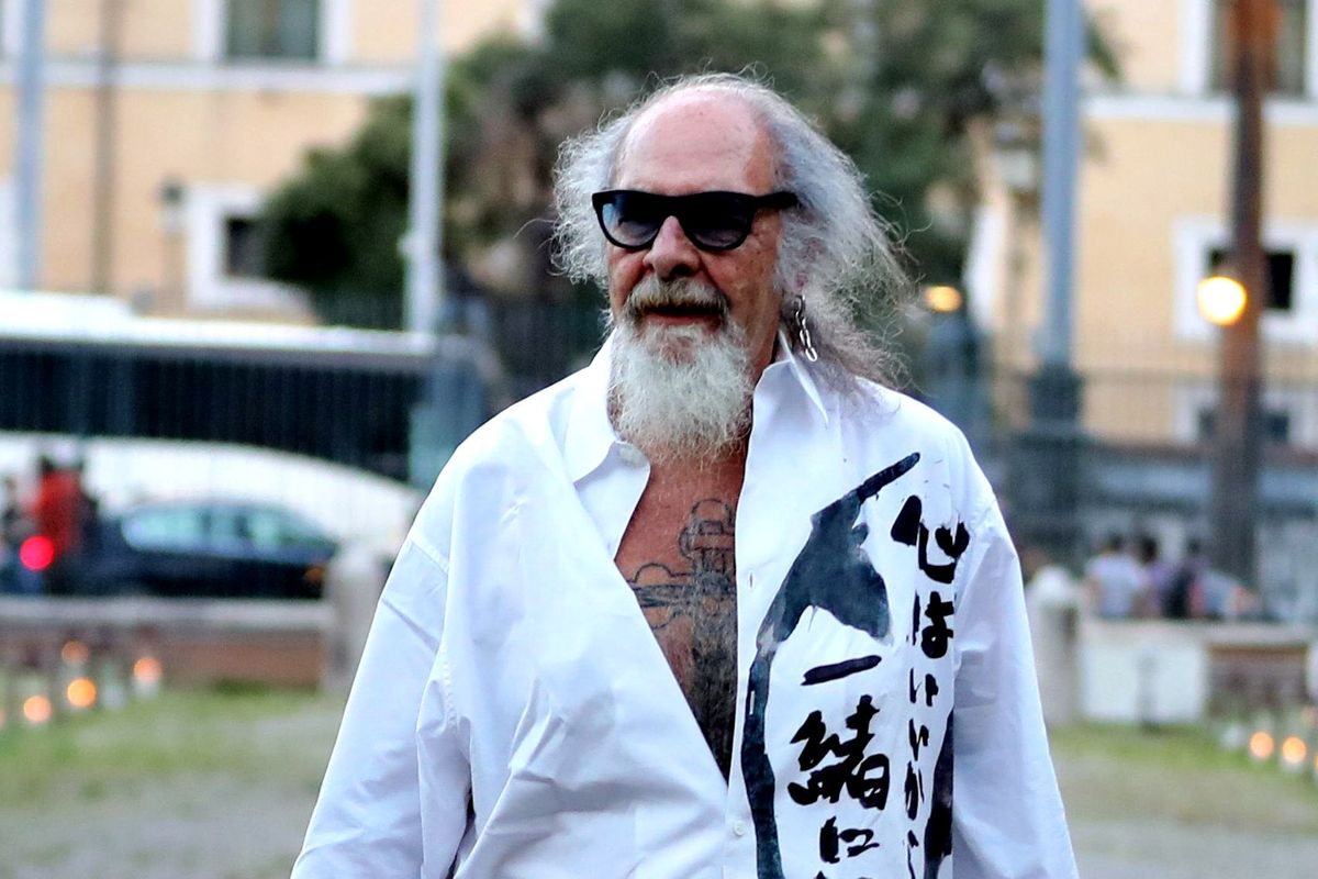 Roberto D'Agostino: «Il generale piace non solo a destra»