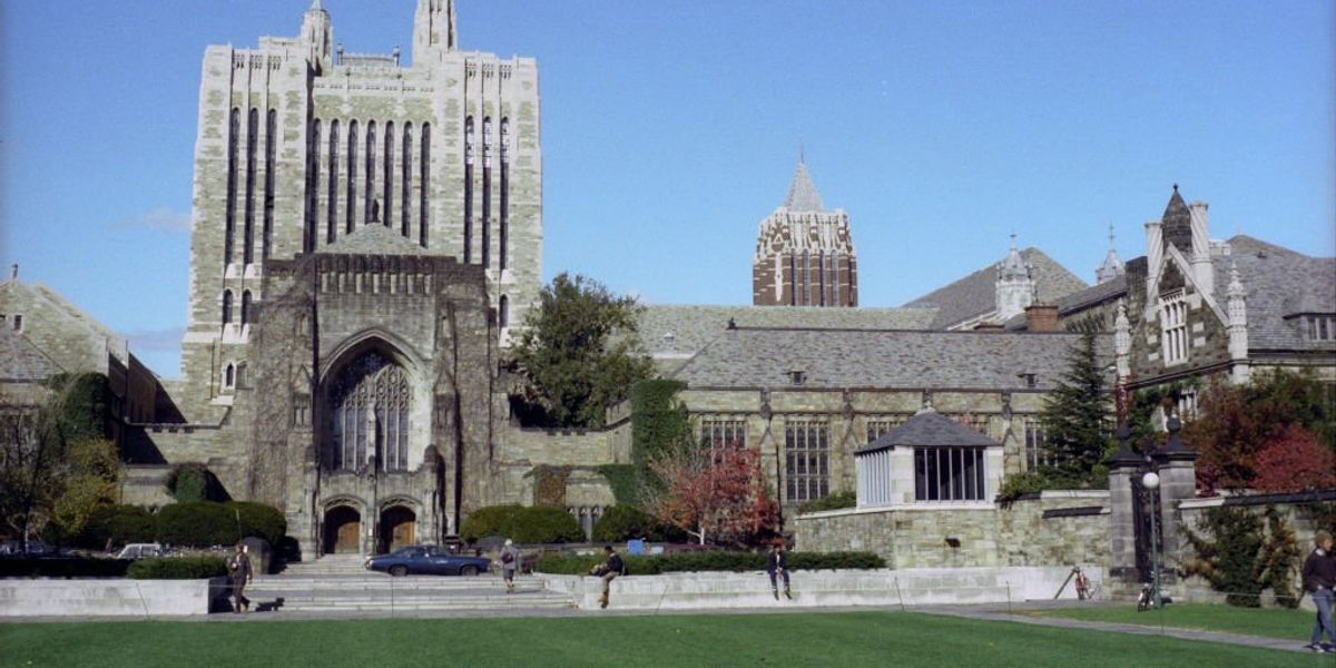 NextImg:New Haven leaders denounce 'fear mongering' flyers handed out to students by Yale's police union