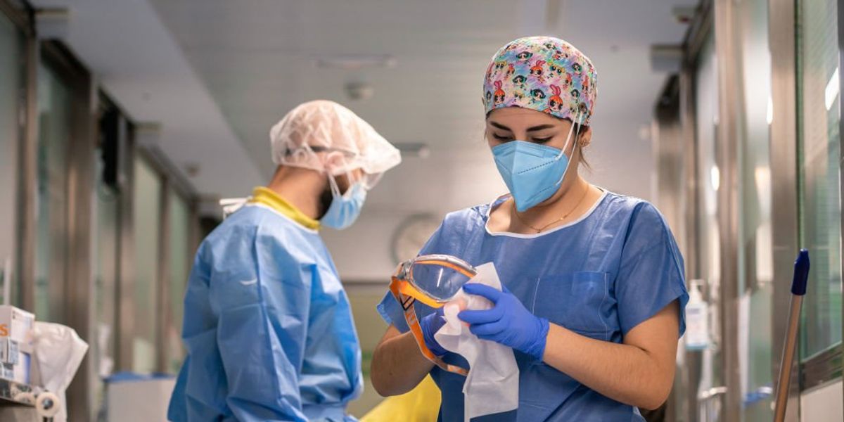 NextImg:Five U.S. hospitals have brought back mask mandates