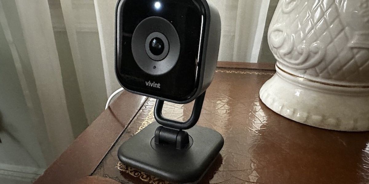 Vivint Indoor Camera Pro Review, a new smart security camera
