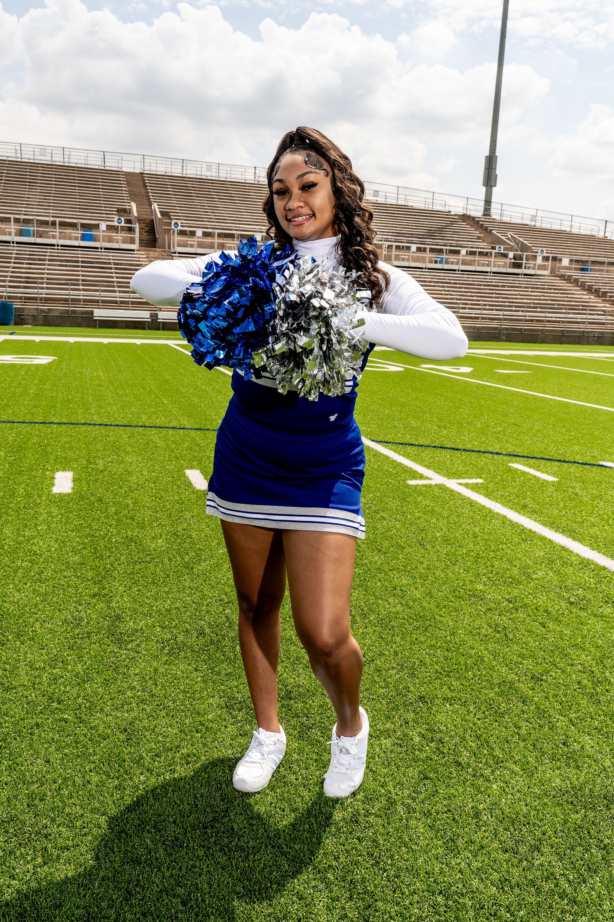 Simple DIY Cheerleader Halloween Costume for Kids -