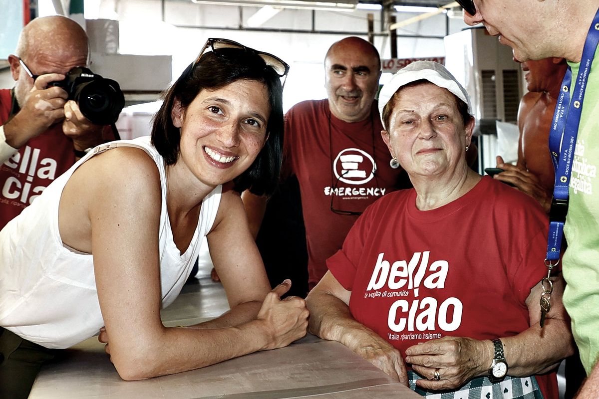 Il Pd tratta con l’editore di Renzi per evitare guai sulle feste dell’Unità