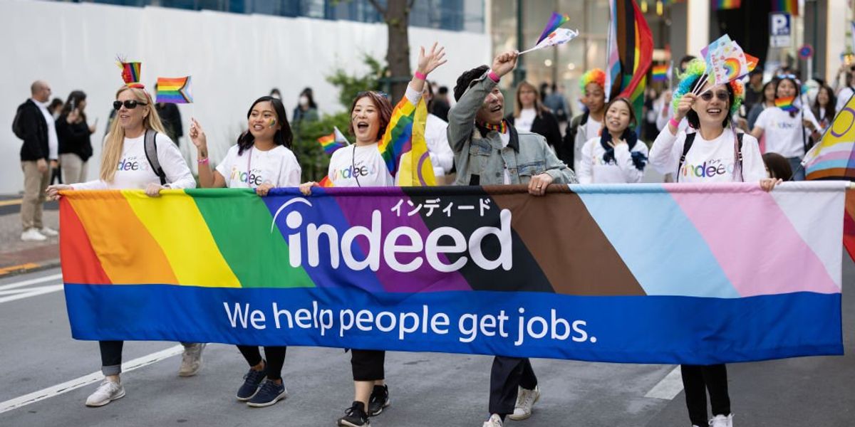 NextImg:Indeed is paying $10,000 for workers to relocate so long as they are transvestites or have kids who've rejected their biological sex