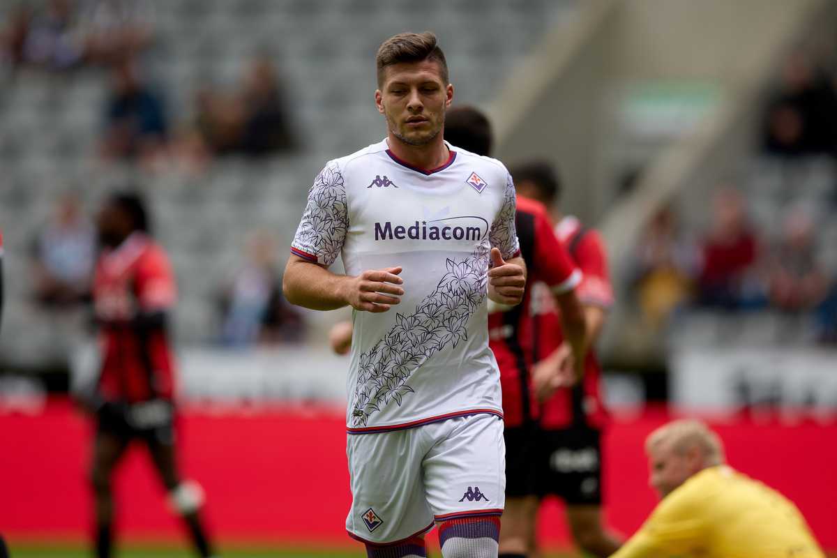 Mercato fotofinish: Inter-Klaassen. Milan, giornata da pazzi e poi Jovic