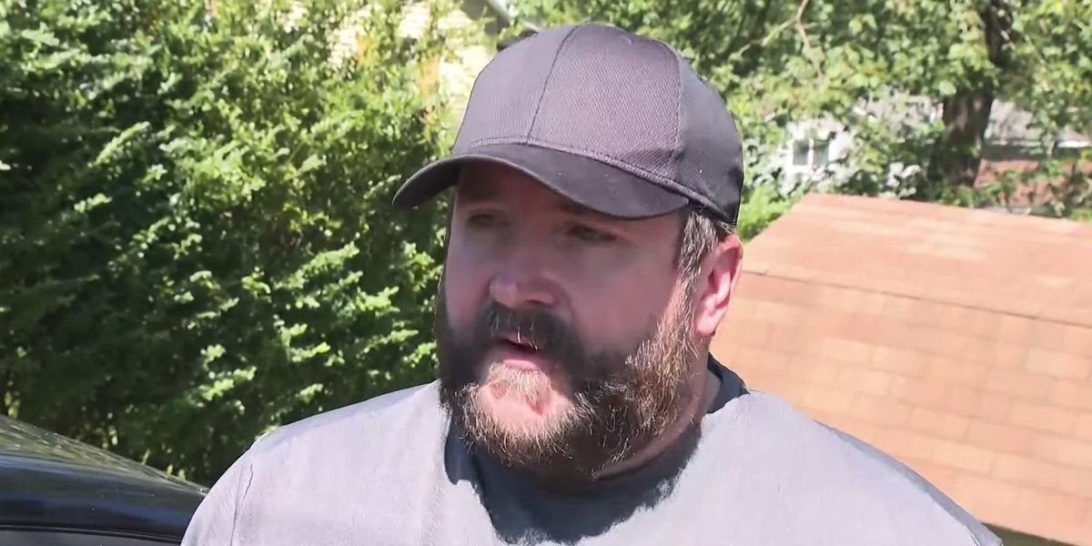 NextImg:Armed homeowner forced to make split-second decision when man breaks into house: 'I didn't want to kill him'