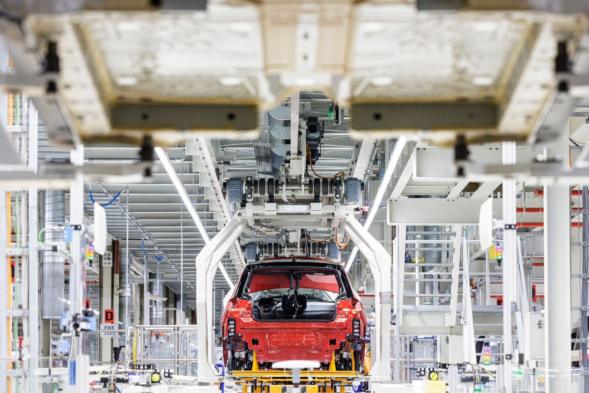 Stiamo sfasciando l'industria dell'auto