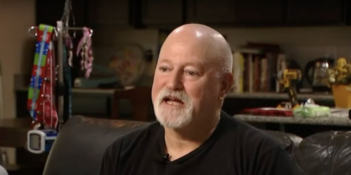 NextImg:Retired violent crimes detective in no mood to play when thugs who allegedly have been cyberbullying his autistic son show up at their home in middle of night