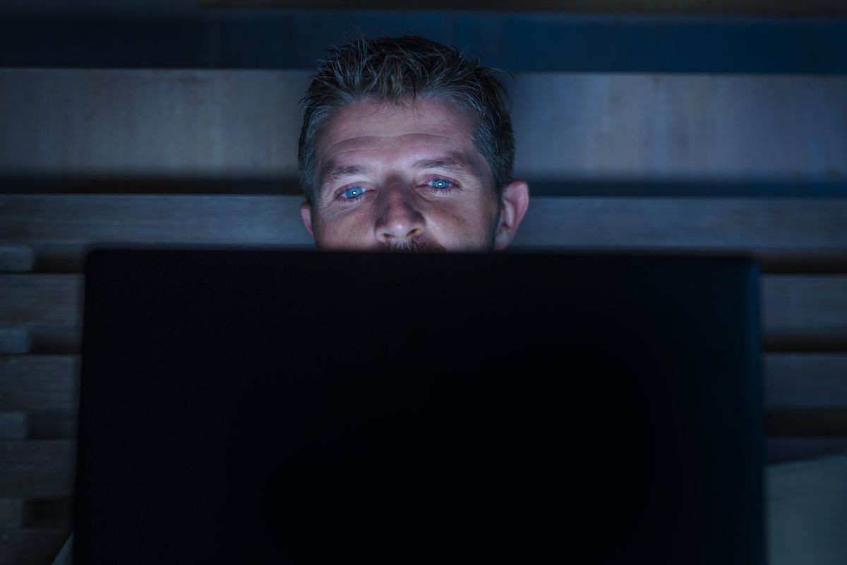 Il porno non fa male soltanto ai minorenni