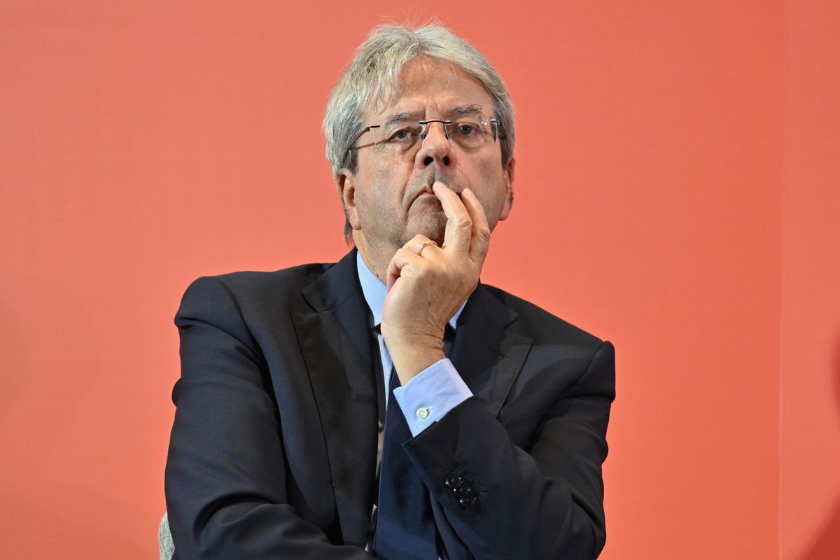 Dietro gli attriti governo-Gentiloni c’è il futuro della leadership del Pd