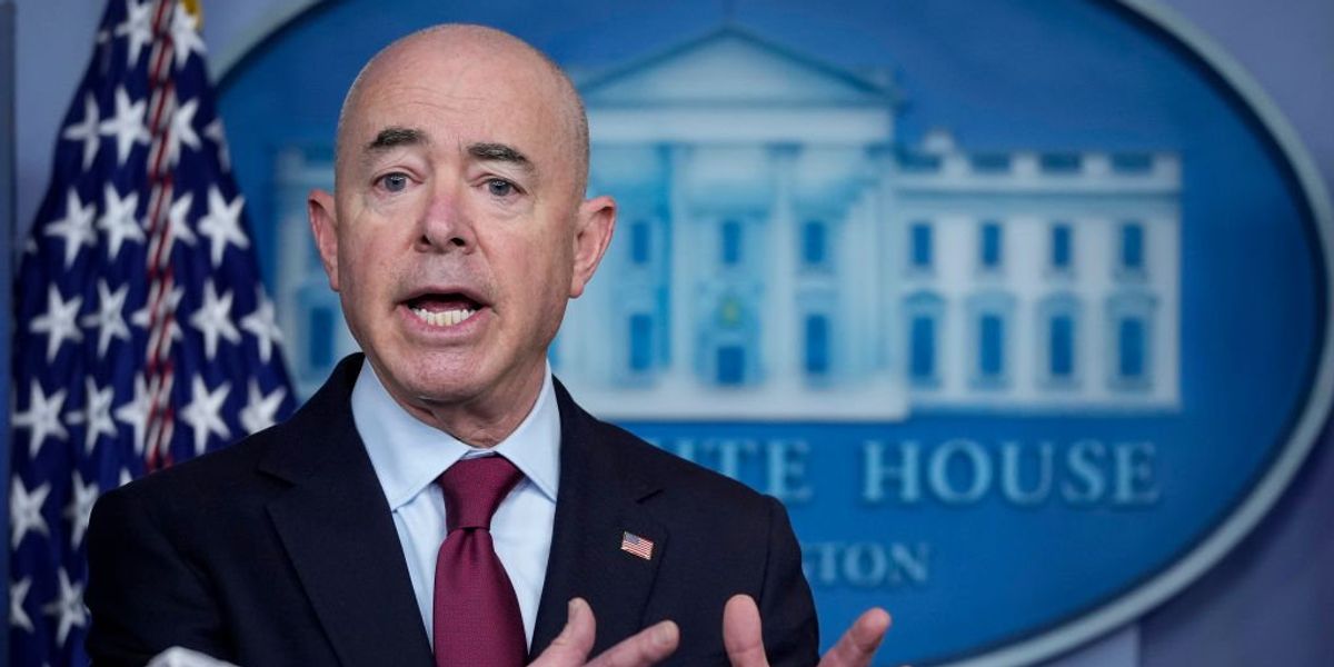 DHS reveals AI policies to prevent 'unintended bias' with use of face recognition tech, hires first AI officer