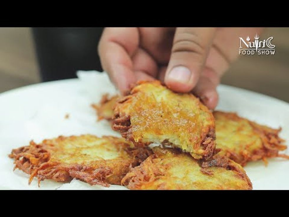 Potato latkes recipe with homemade apple sauce | Boxed Meal | School Lunch ideas