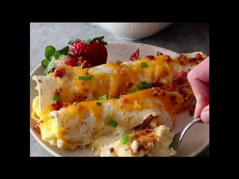 Overnight Breakfast Enchiladas + VIDEO - Julie's Eats & Treats