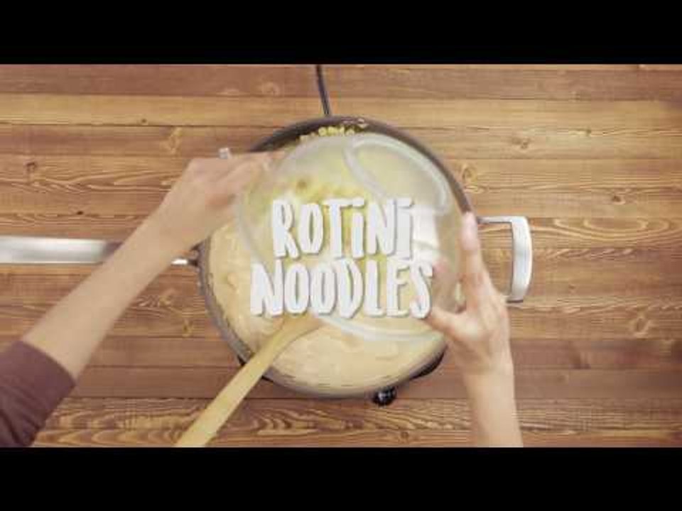 Easy Buffalo Chicken Pasta Bake