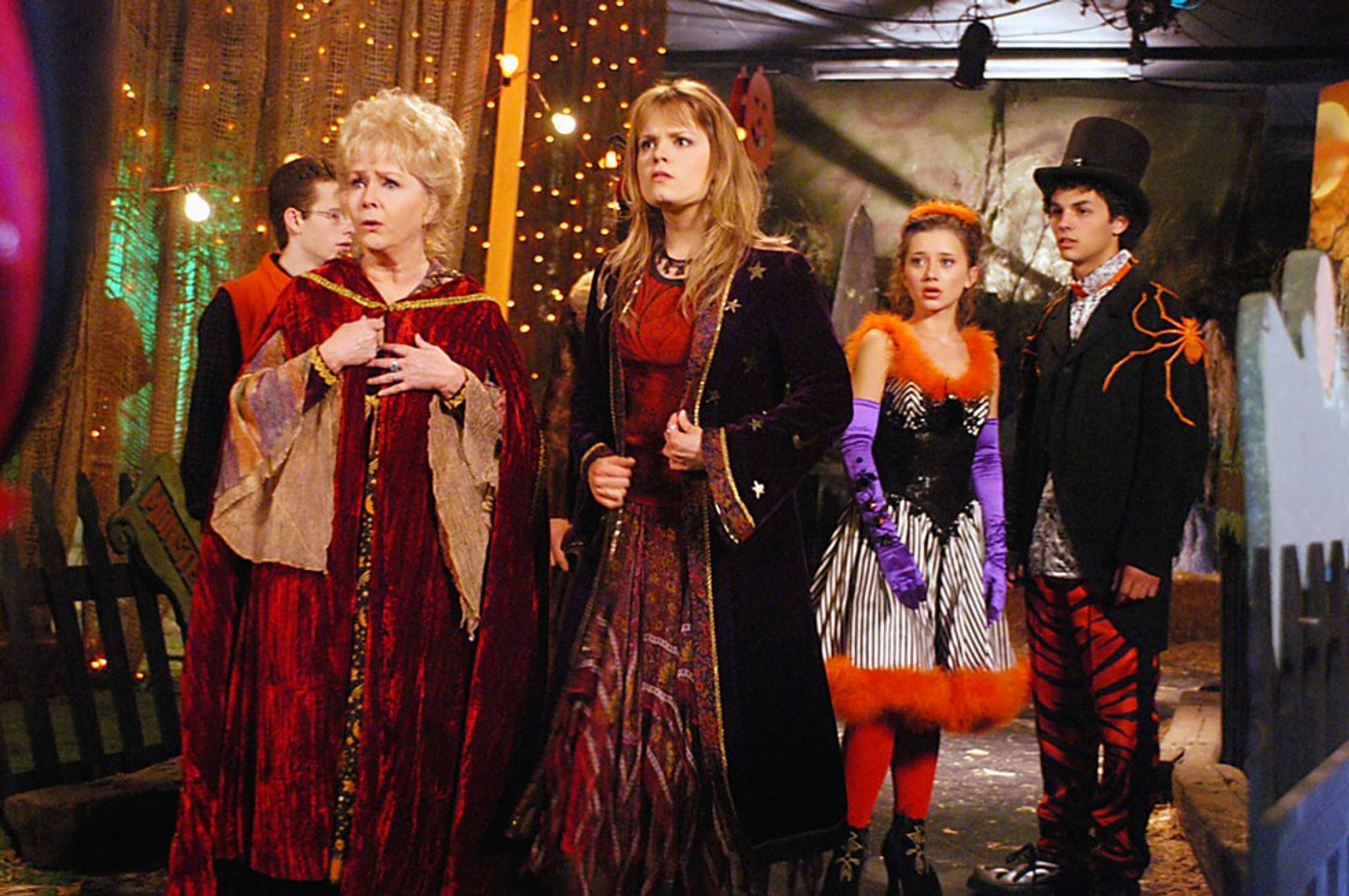 11 Reasons Why Living In 'Halloweentown' Would Be Better Than Real Life