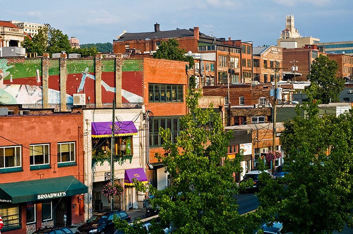7 Great Places Locals Eat At in Asheville, NC