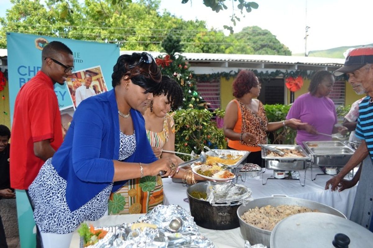 9 Things You Ll Most Definitely See On A Jamaican Family S Thanksgiving Table