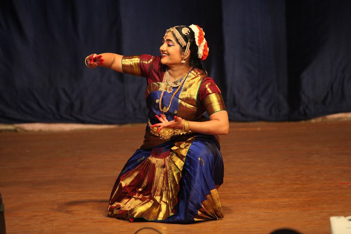 123 Thoughts Every Girl Has While Rewatching Her Bharatanatyam Arangetram Video