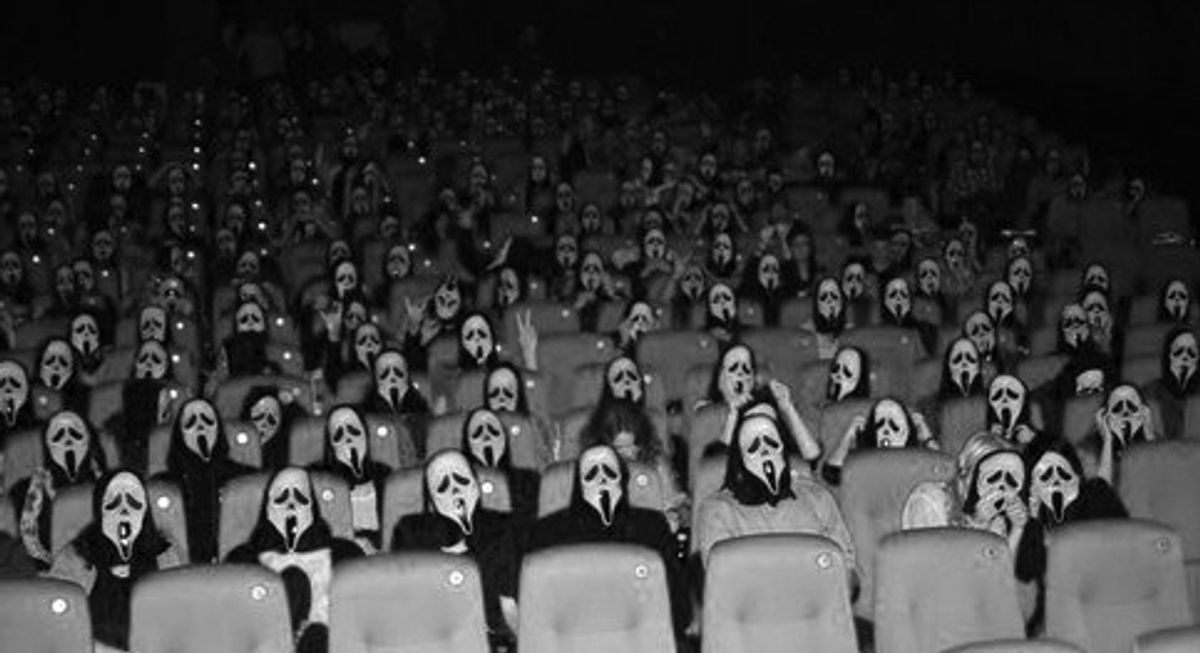 6 Tips To Surviving Horror Movies In The Theaters