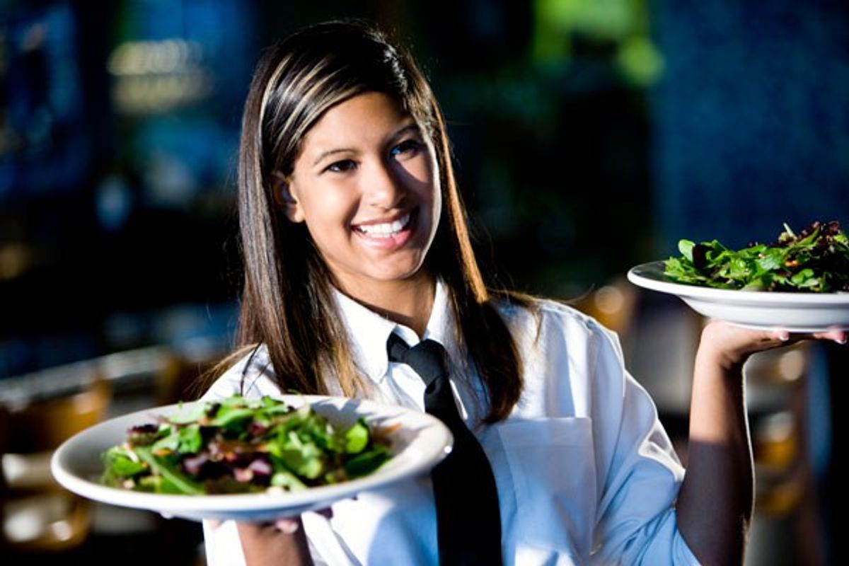 11 Reasons To Be A Server In College