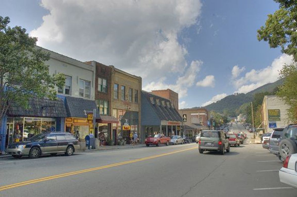 10 Ways to Deal with Boone Weather