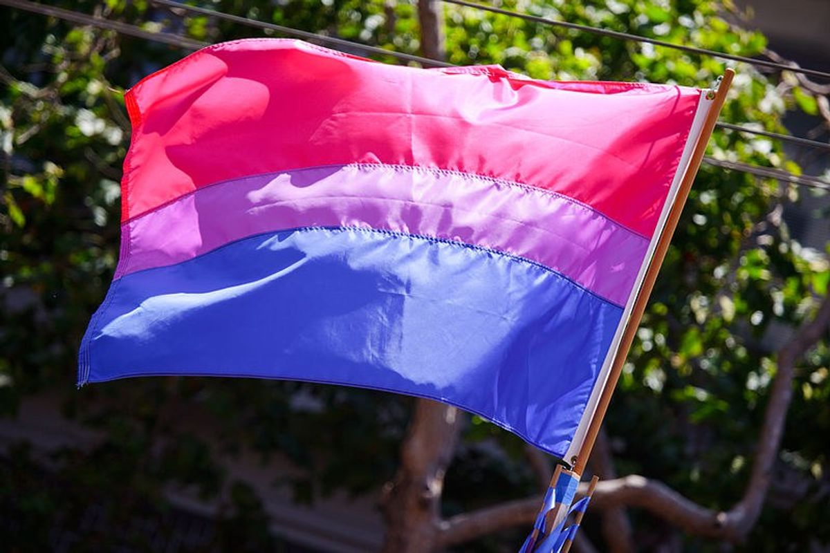 9 Myths About Bisexuality