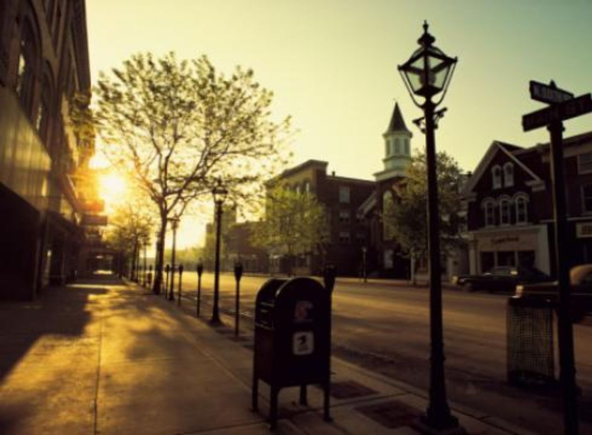 5 Reasons People Hate Living In A Small Town Are Exactly Why We Should Adore It