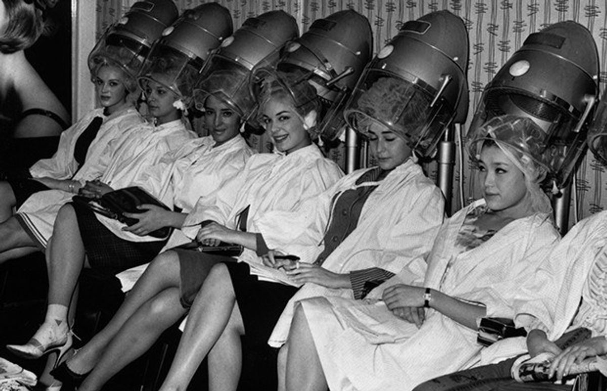6 Things To Do While Sitting Under The Dryer