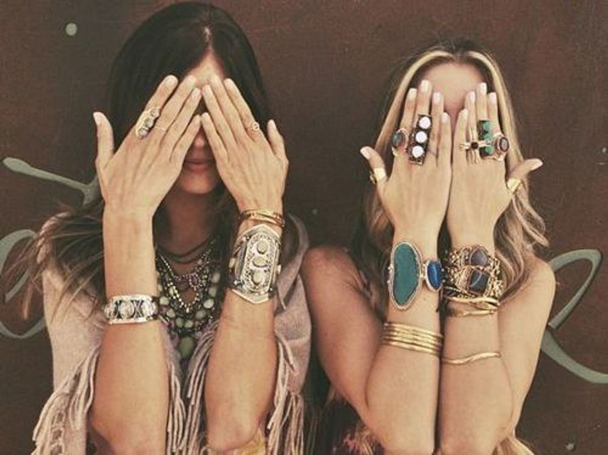 Five Key Differences Between A Hippie And A Gypsy