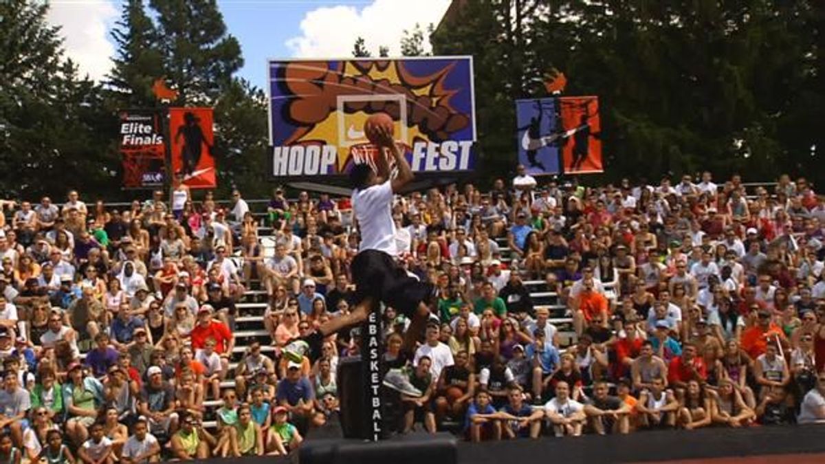 The 25 Things That Happen At Hoopfest