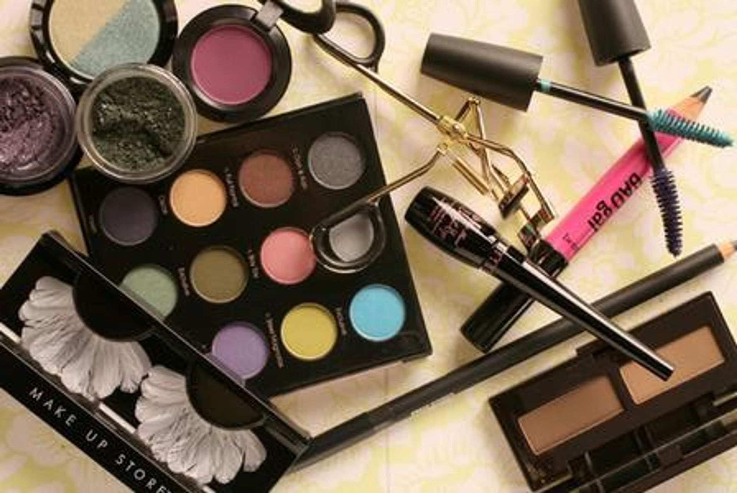 8 Reasons Why I Don't Wear Makeup