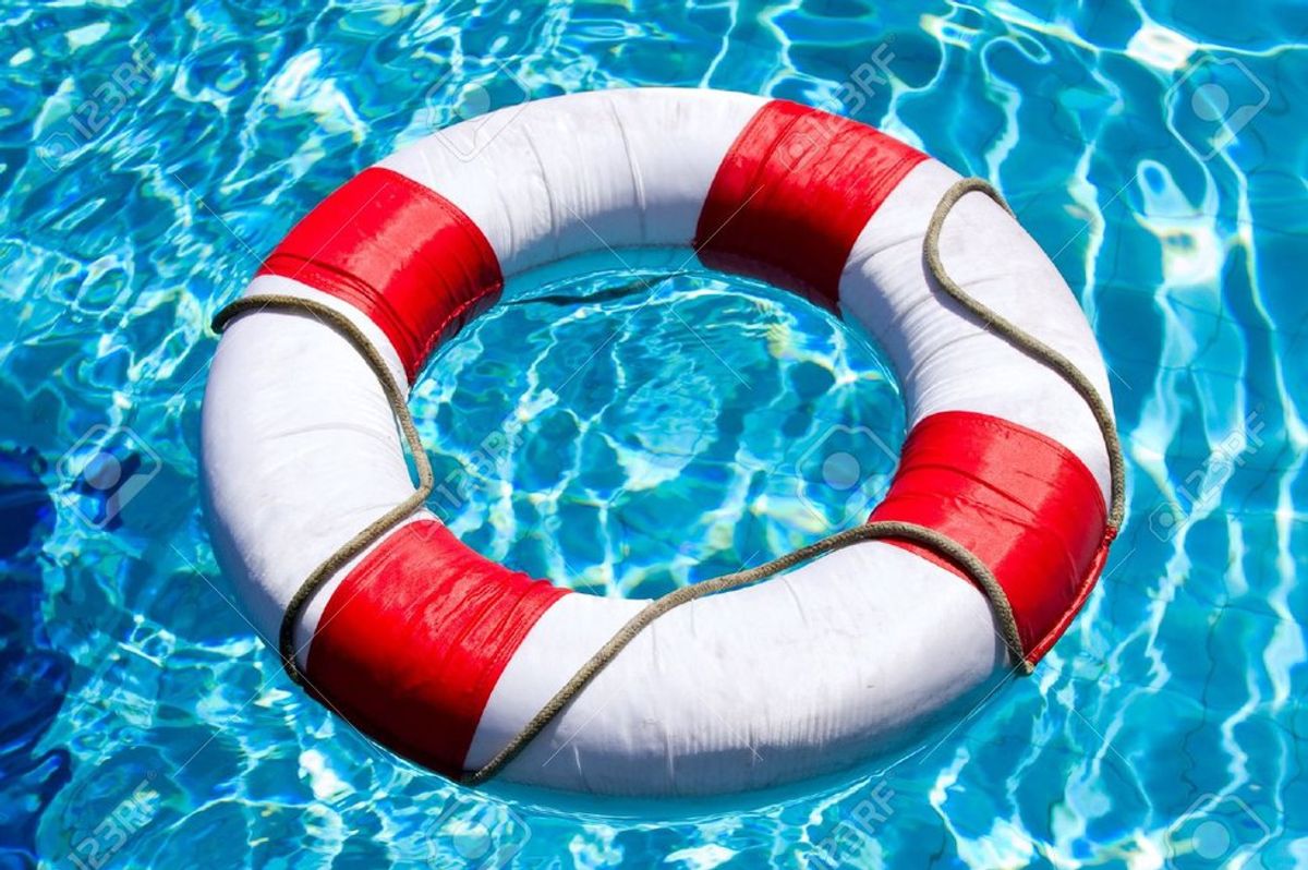 10 Things Lifeguards Actually Think While At Work