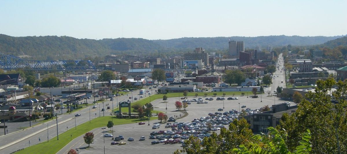 10 Reasons Living In A Small Town Is The Worst