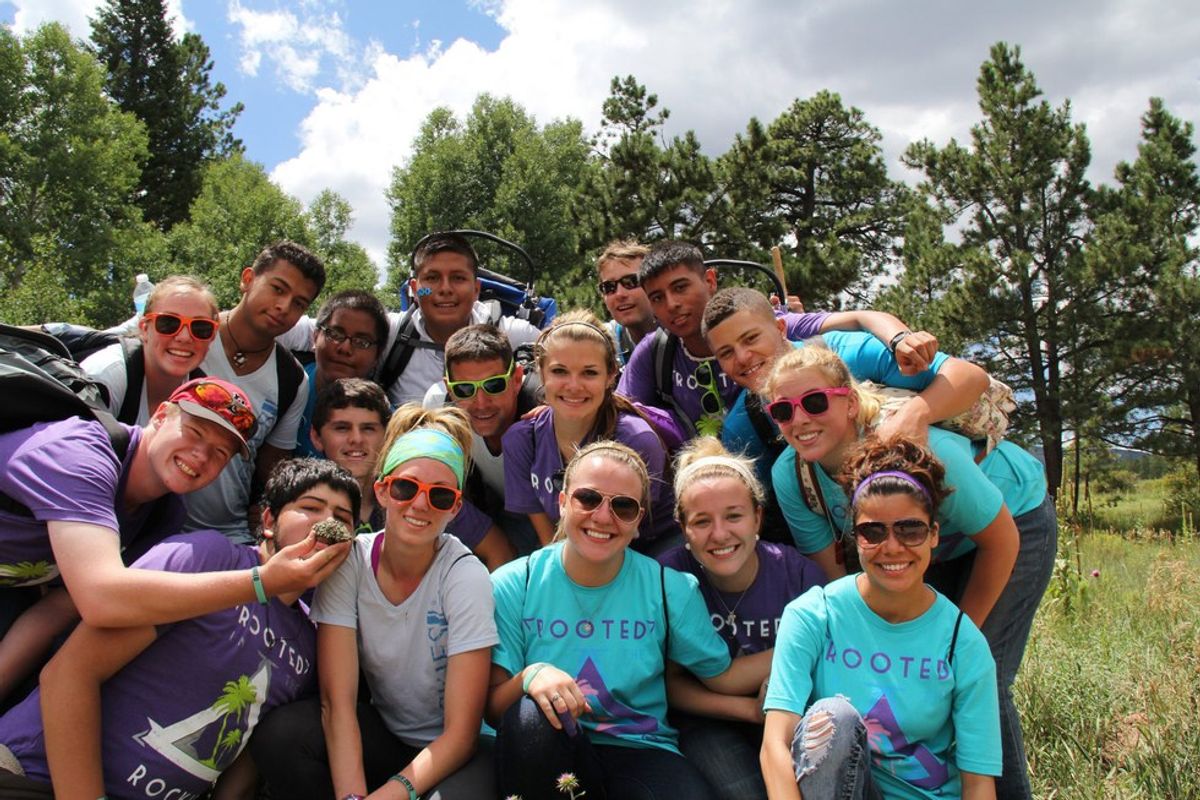 Why Being A Camp Counselor Is Better Than Any Retail Job