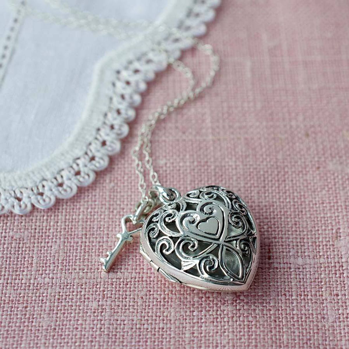 This Is What My Favorite Necklace Means To Me This Is What My Favorite Necklace Means To Me
