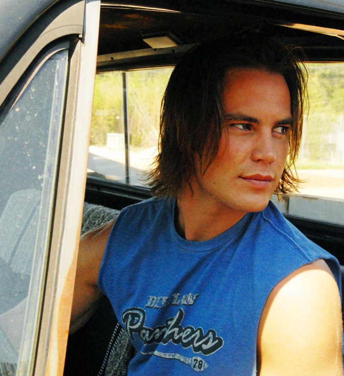 tim riggins no shirt