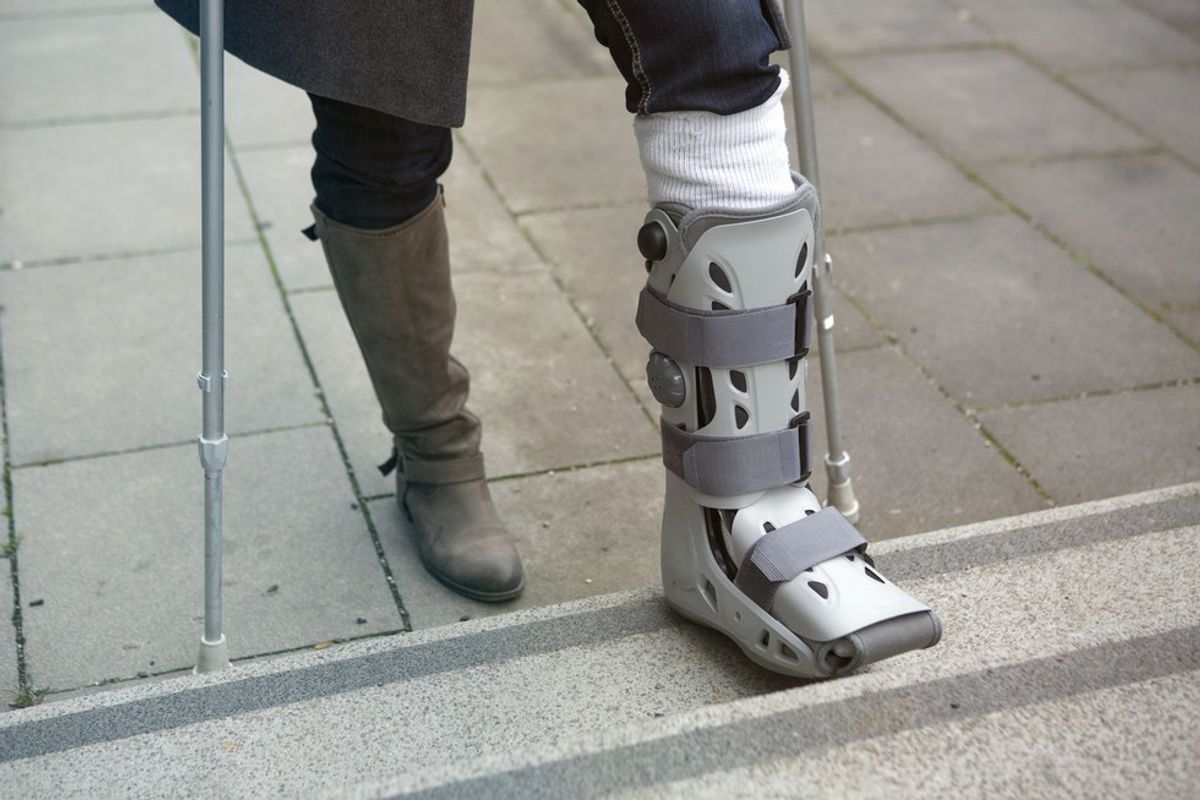 5 Things Only a Person In A Walking Boot Understands