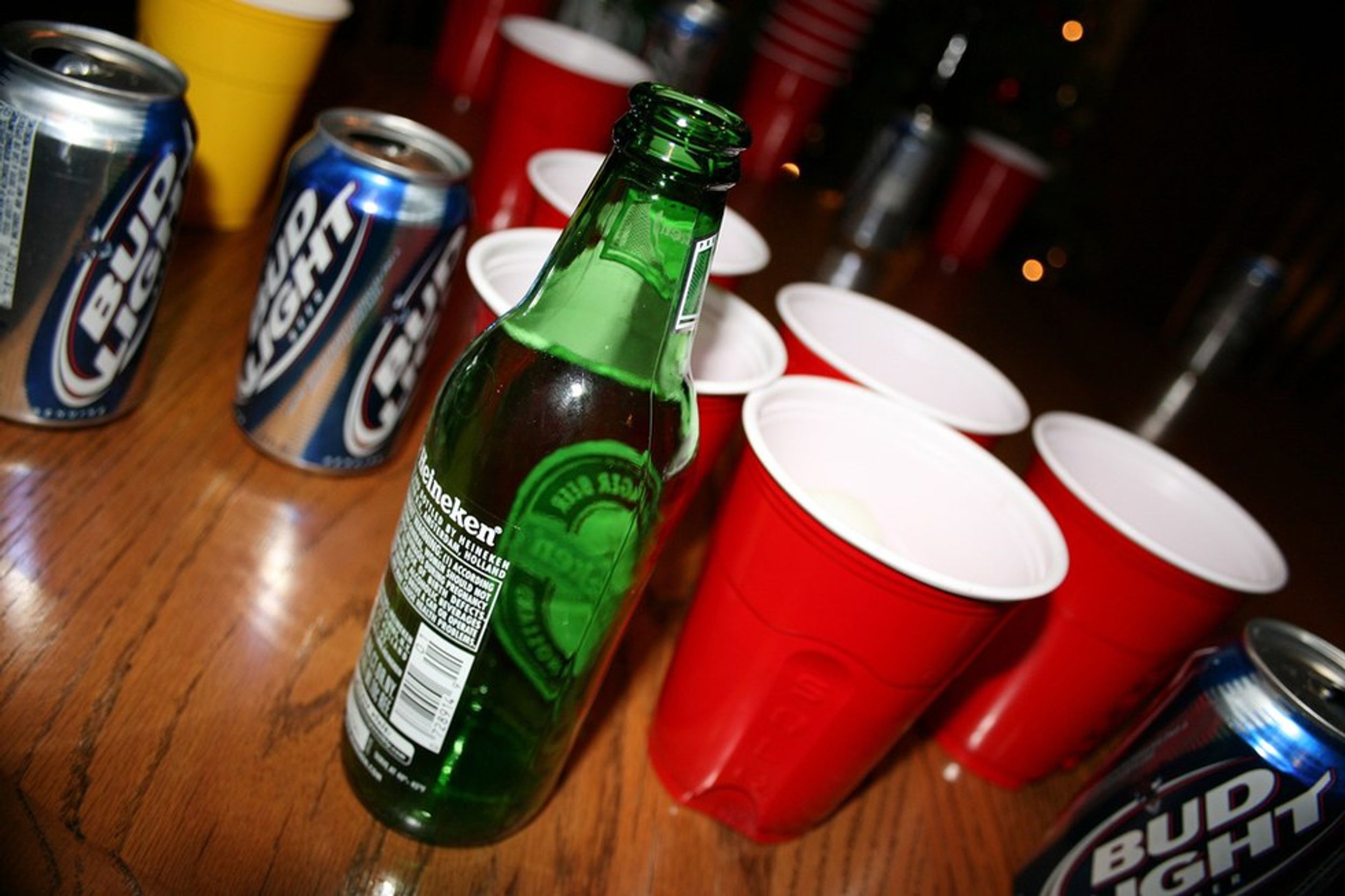 10 Reasons Why You Should Party In College