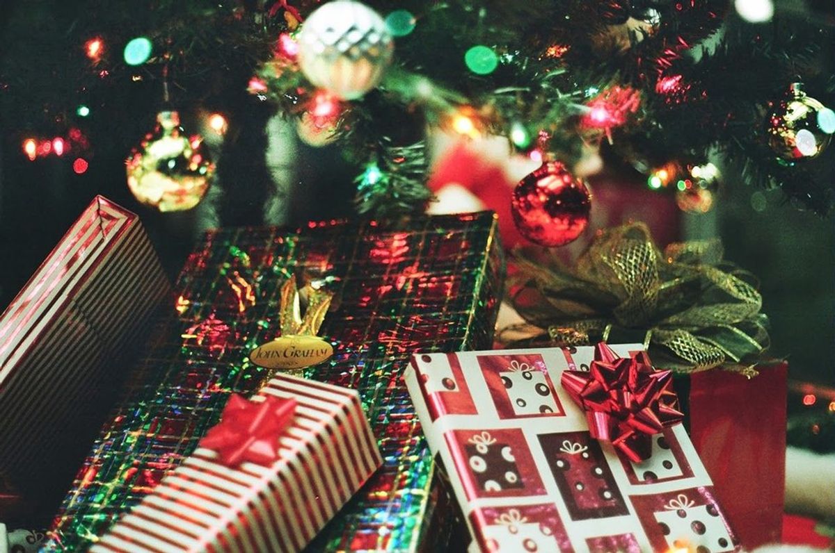 5 Songs To Add To Your Christmas Playlist