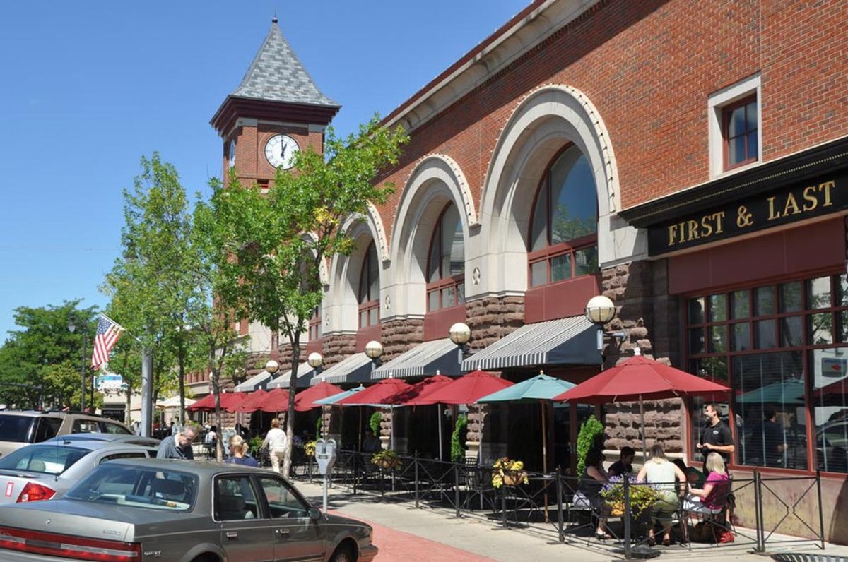 10 Reasons Why Main Street Middletown Is The Best 10 Reasons Why Main Street Middletown Is The Best