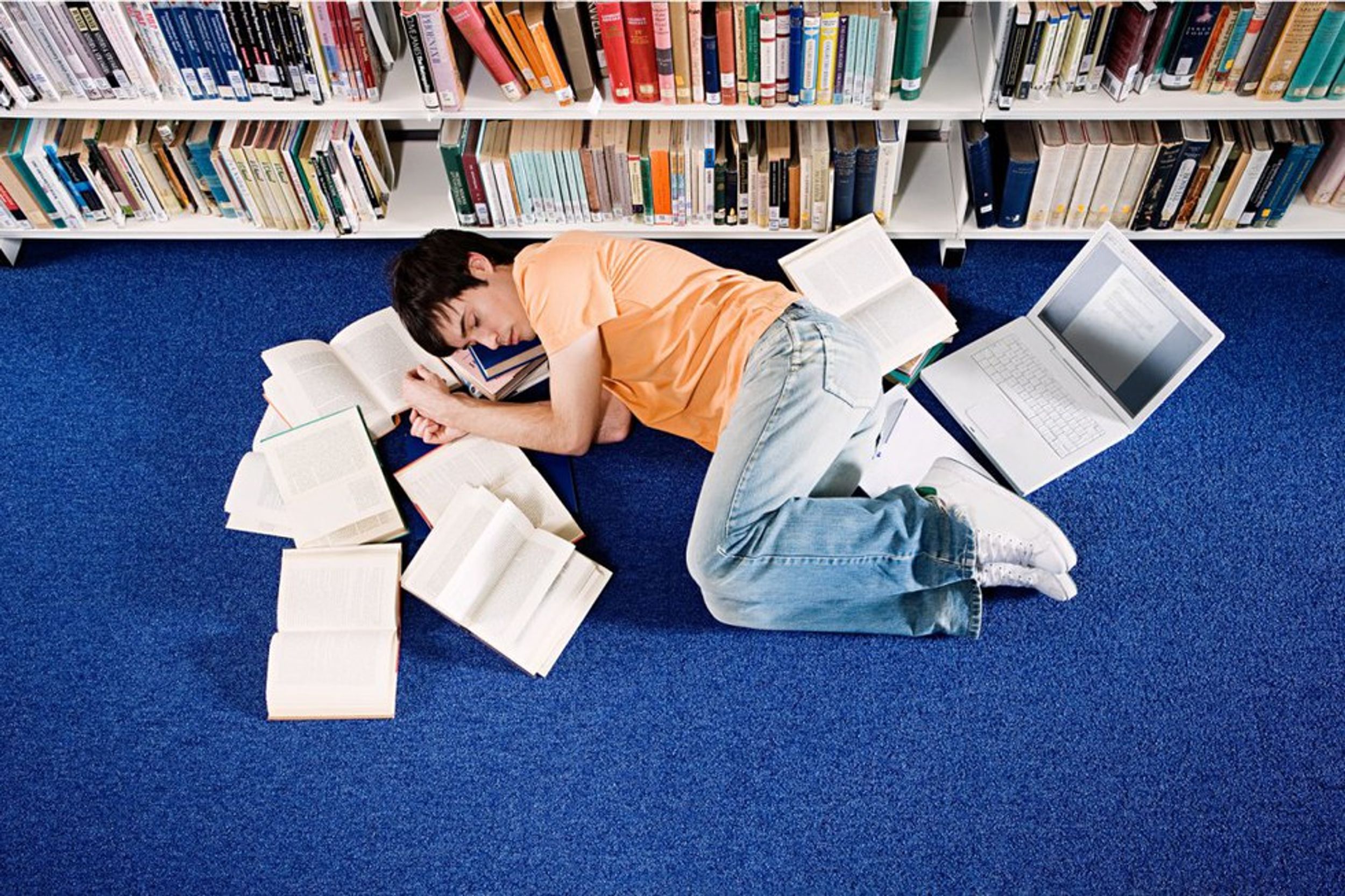 11 Truest Struggles Of Being A College Student