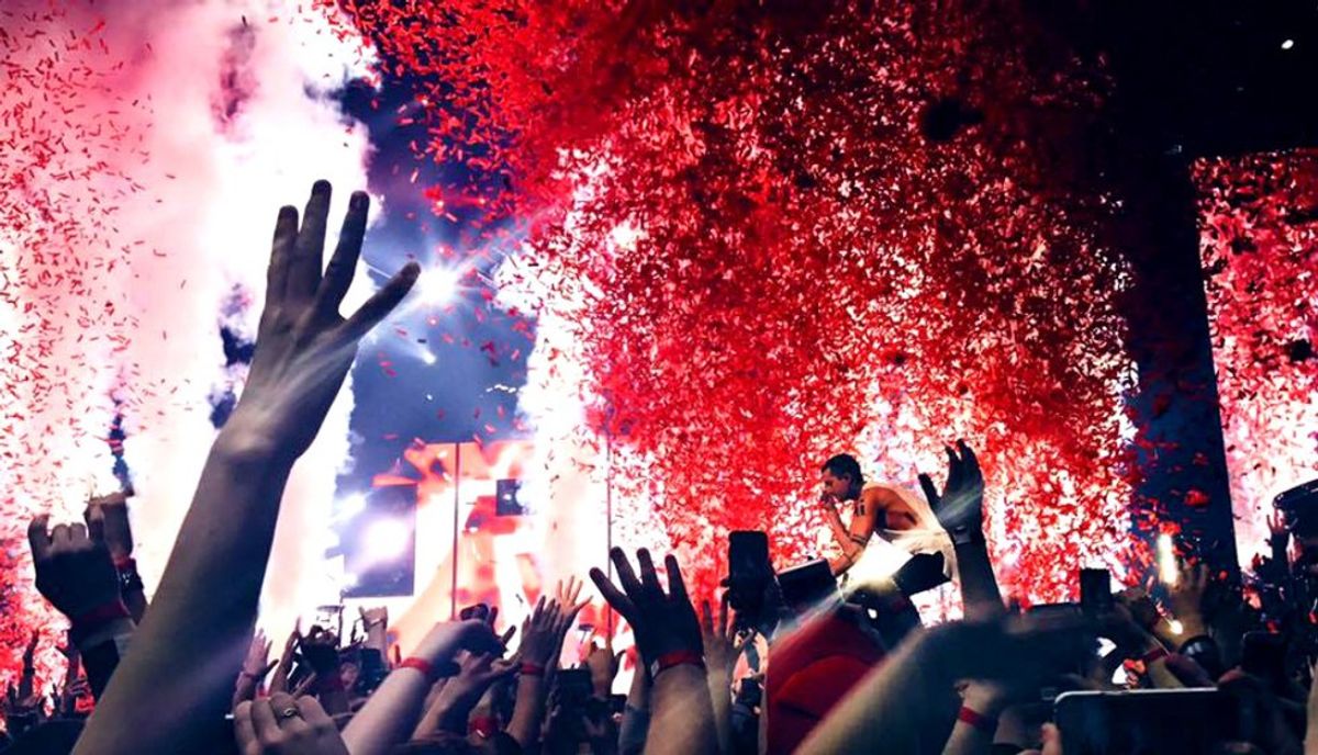 Photo Recap: Twenty One Pilots' Emotional Road Show Tour