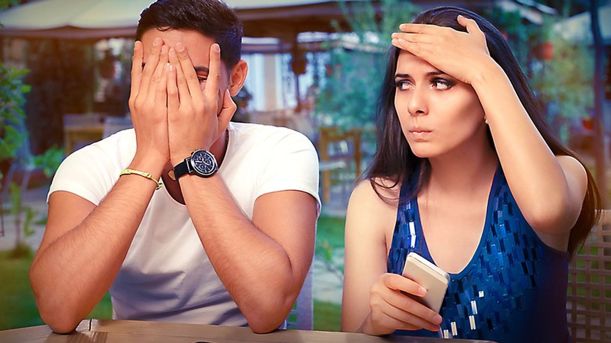 Venmoing Your Date Is A New Kind Of Petty