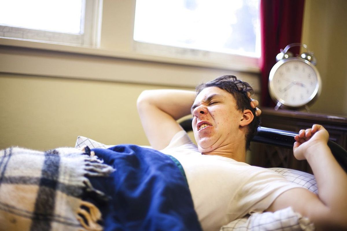 11 Actual Thoughts Every College Student Has In The Morning