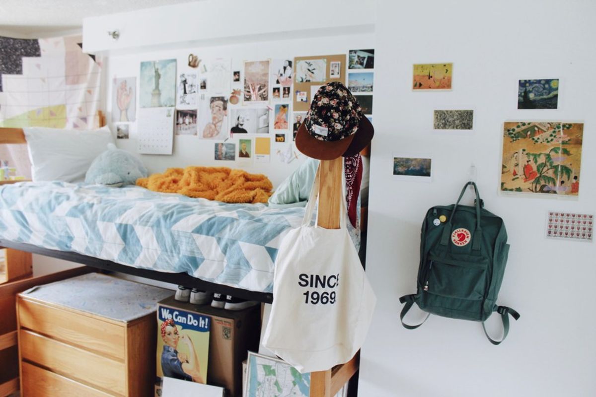 How To Make A Dorm Room More Homey